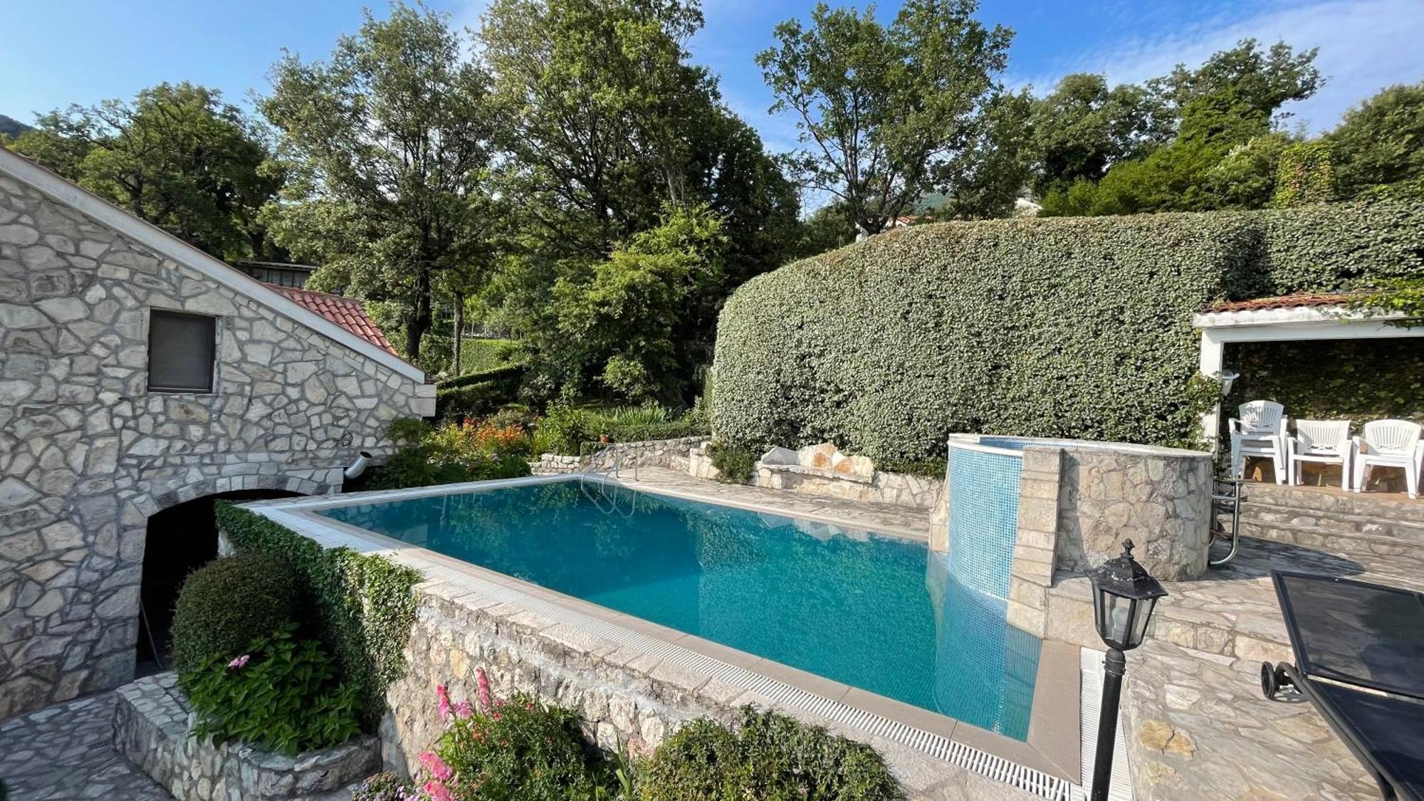 Mountains Villa Near 부드바 외부 사진
